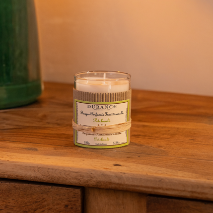 bougie parfumée patchouli 2